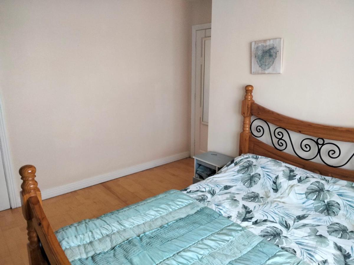 19 Doran Close ドネゴール エクステリア 写真
